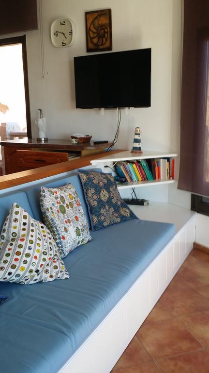 Vivienda Vacacional La Roca La Restinga Esterno foto